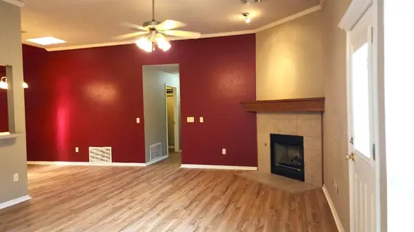 13821 Pawnee DR, Edmond, OK 73013