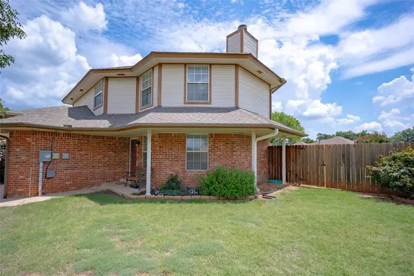 336 Lariat CIR, Edmond, OK 73003
