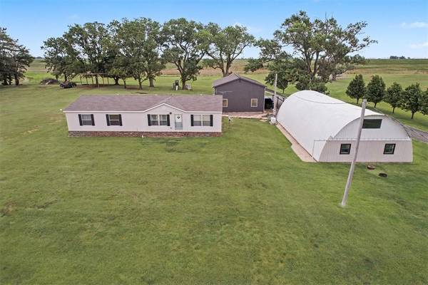 10716 N 2010 RD, Elk City, OK 73644