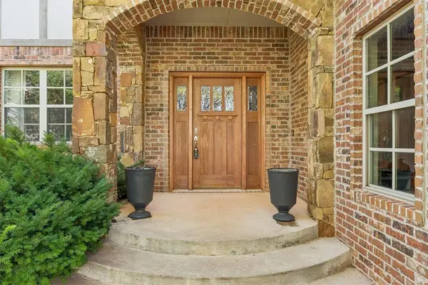 13213 Blue Canyon CIR, Oklahoma City, OK 73142
