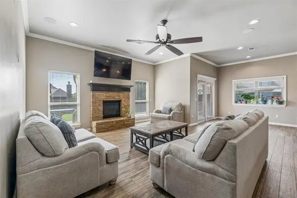 4808 Wister LN, Edmond, OK 73025