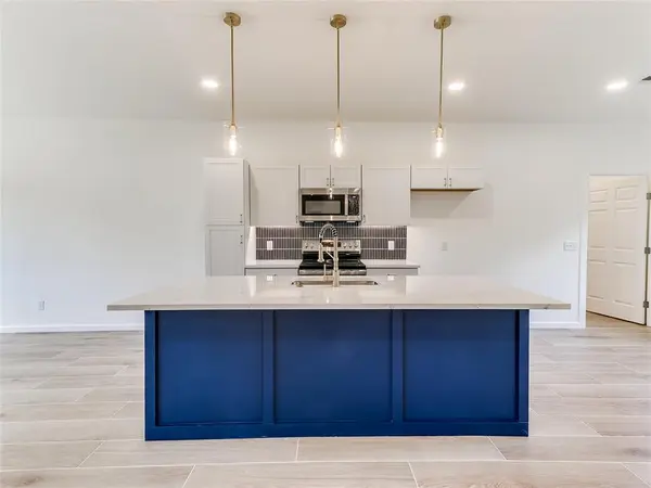 9717 NE 10th ST, Oklahoma City, OK 73130