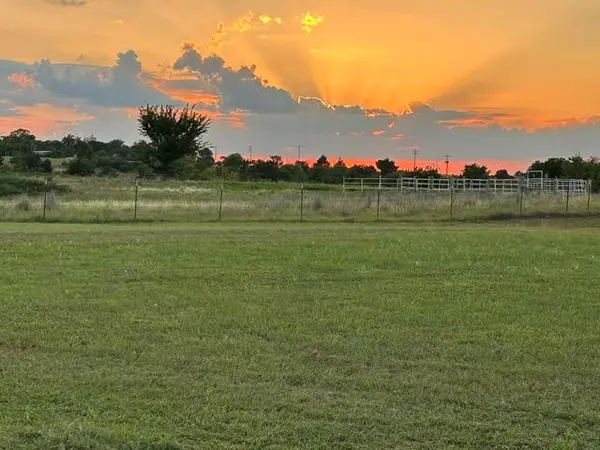 1316 County Street 2926, Tuttle, OK 73089
