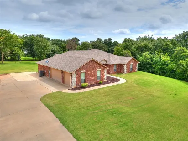 3222 E Simmons RD, Edmond, OK 73034