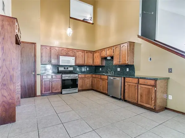 1405 SW 22nd ST, Oklahoma City, OK 73170