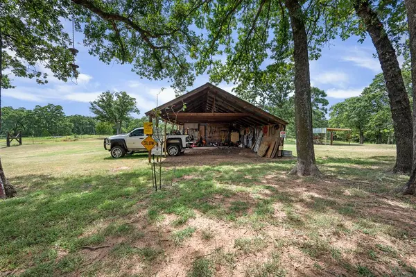 32318 Hamilton RD, Wanette, OK 74878