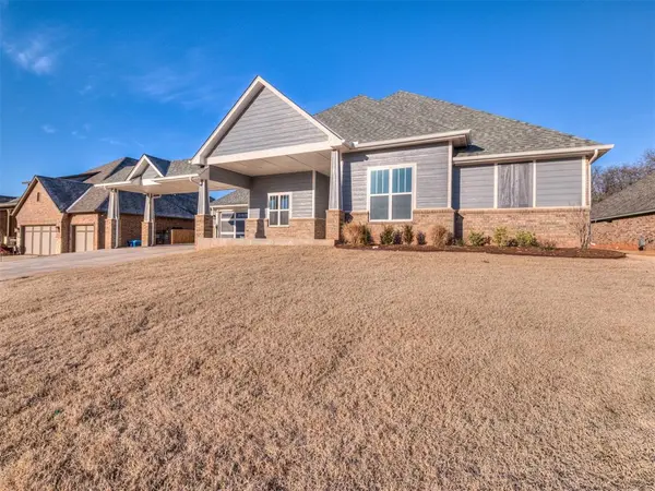 2425 Rumble LN, Edmond, OK 73034