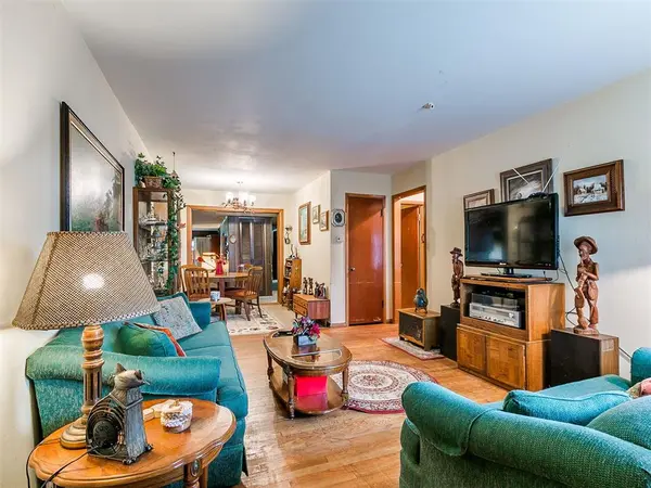 2520 SW 50th ST, Oklahoma City, OK 73119