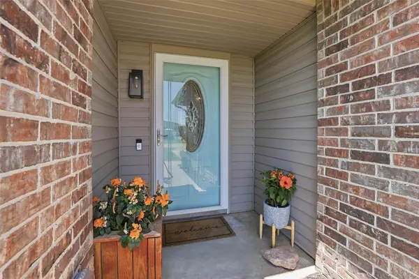 208 S 9th AVE, Stroud, OK 74079