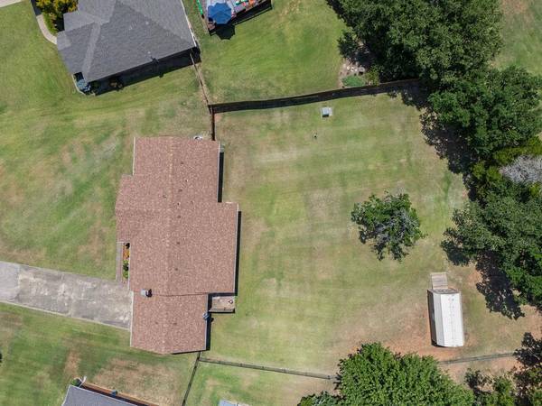 1109 W Washington CIR, Tecumseh, OK 74873
