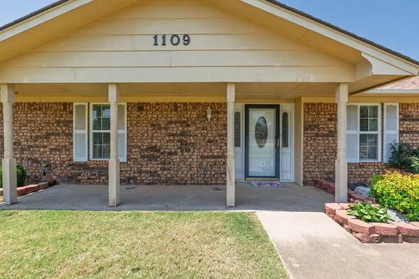 1109 W Washington CIR, Tecumseh, OK 74873