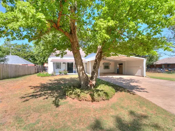 305 SE 1st ST, Tuttle, OK 73089