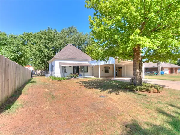 305 SE 1st ST, Tuttle, OK 73089