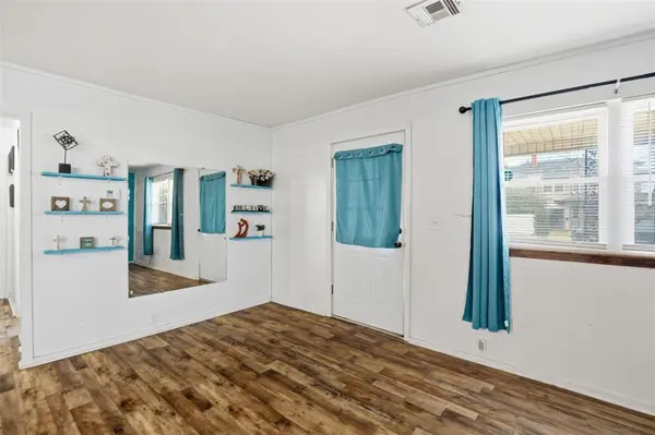 523 N 2nd AVE, Stroud, OK 74079