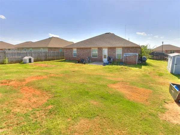9636 Emilie Grace LN, Moore, OK 73160