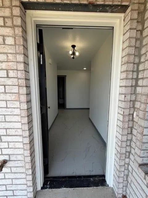 1812 Sommerset PL, Altus, OK 73521