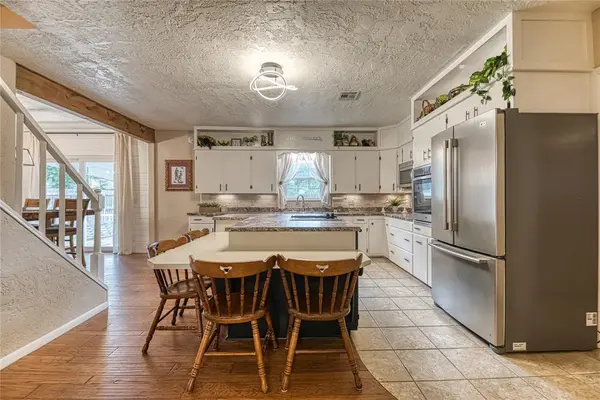 104 W UNION AVE, Corn, OK 73024