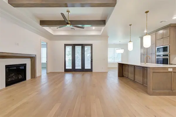 3349 Bourgogne ST, Edmond, OK 73034