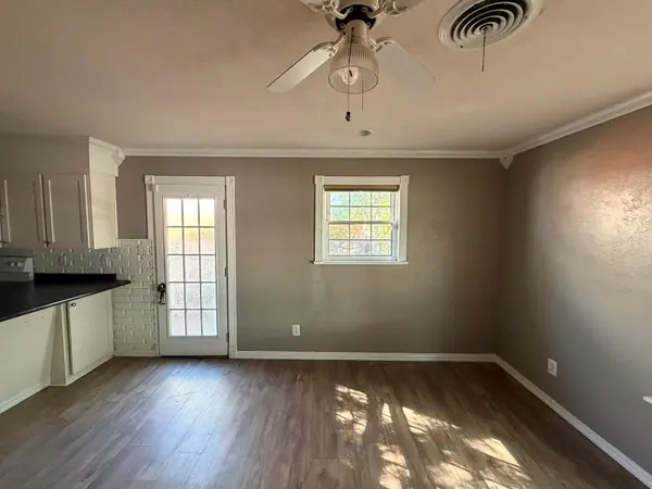 2106 N Beaver ST, Guymon, OK 73942
