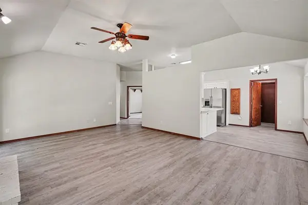 2133 Harbor DR, Norman, OK 73071