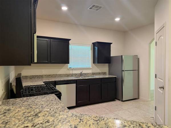 3101 Copan CT, Yukon, OK 73099