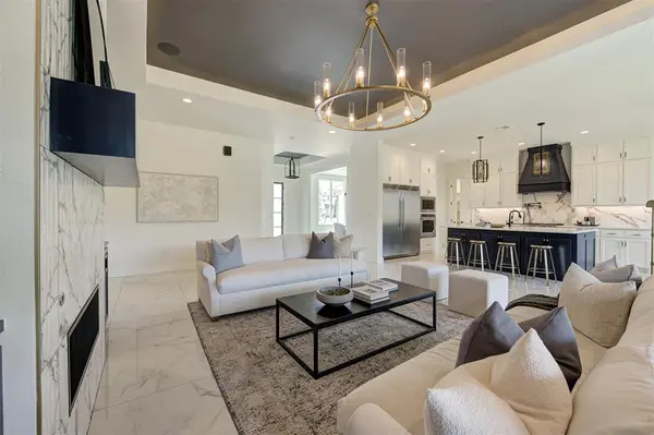 1117 Falls Bridge CT, Edmond, OK 73034