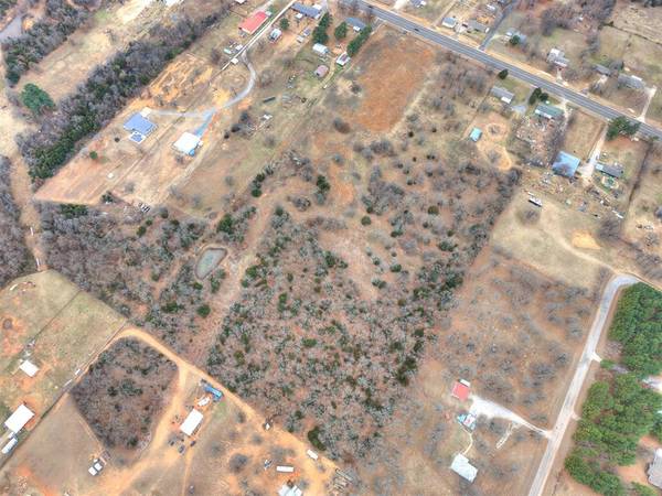 S Harrah RD, Harrah, OK 73045