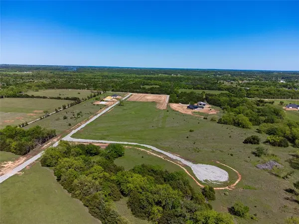 2805 E Cedar Creek PASS, Stillwater, OK 74075