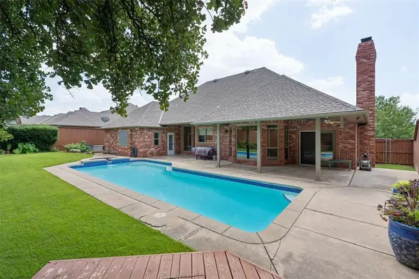 1724 Boomer TRL, Edmond, OK 73034