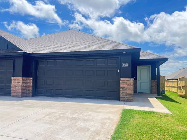 10622 SW 17th TER, Yukon, OK 73099