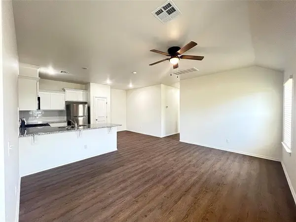 10622 SW 17th TER, Yukon, OK 73099