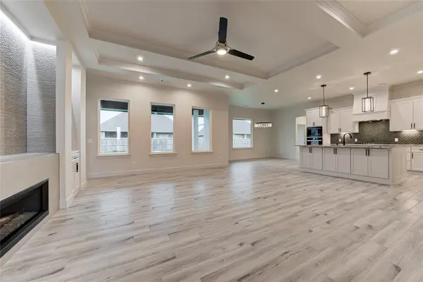 9313 NW 79th TER, Yukon, OK 73099