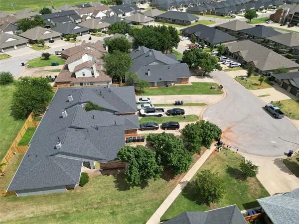 415 Vail CIR, Oklahoma City, OK 73114