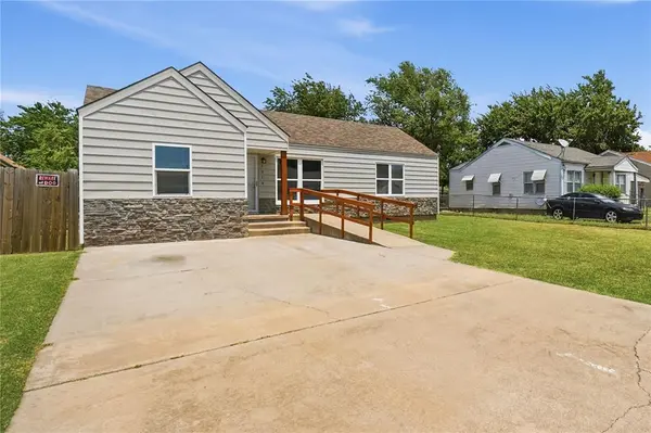 1919 NW Arlington AVE, Lawton, OK 73507