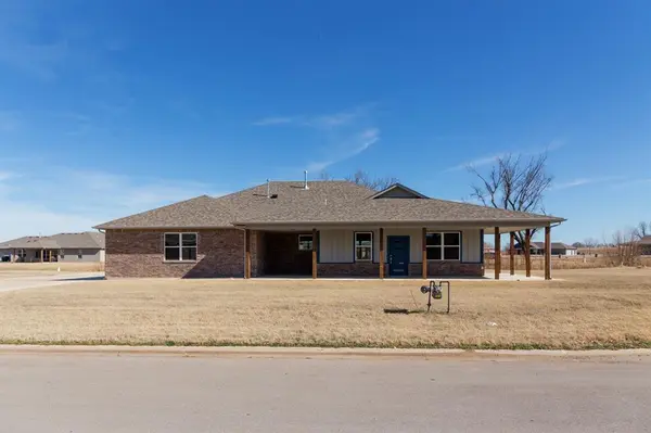 306 Kirks HOLW, Jones, OK 73049