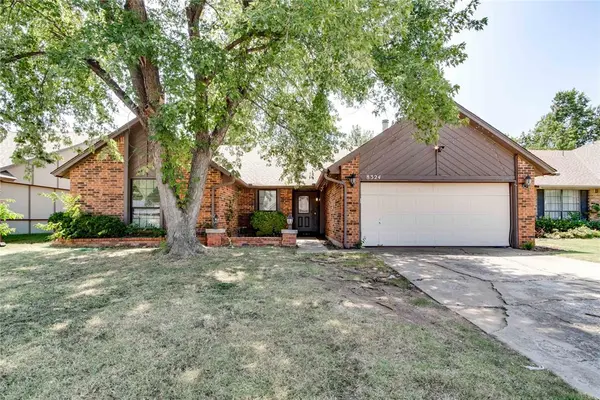 8324 NW 110th TER, Oklahoma City, OK 73162