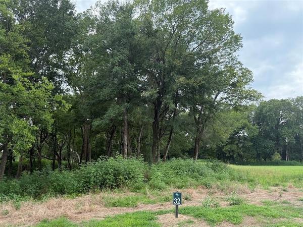 32 Riverstone DR #Lot 32, Broken Bow, OK 74728