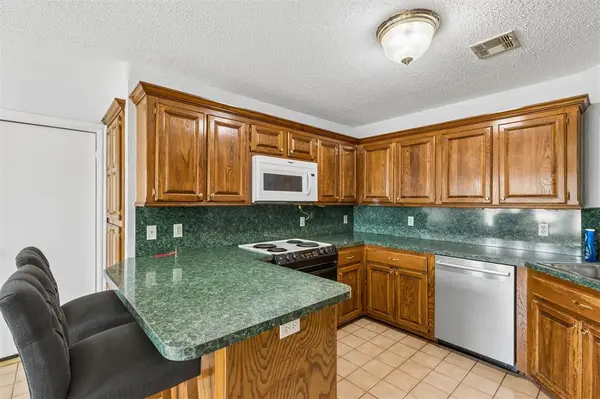 8801 Scirocco CIR, Oklahoma City, OK 73135