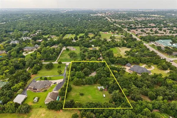 13500 N Coltrane RD, Edmond, OK 73013