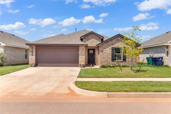 11605 SW 27th ST, Yukon, OK 73099