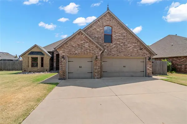 10904 SW 19th ST, Yukon, OK 73099