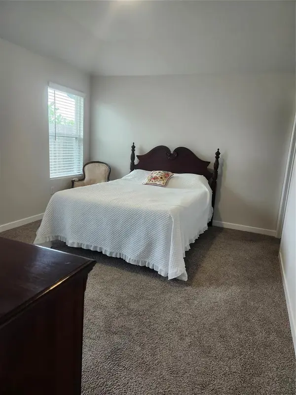 10605 Red Thistle DR, Oklahoma City, OK 73131