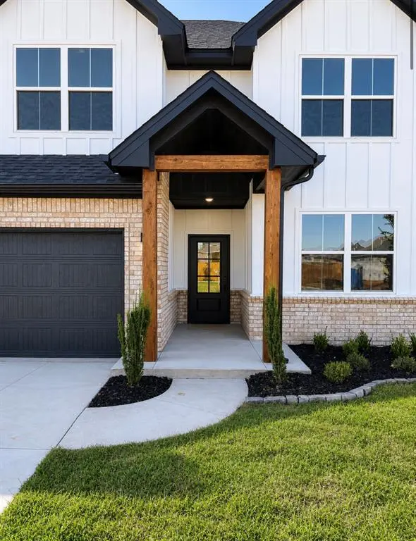 17733 Walnut Creek RD, Edmond, OK 73012