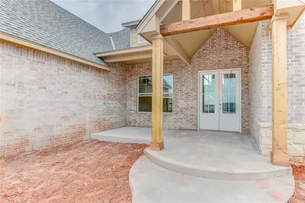 1913 Providence DR, Norman, OK 73071