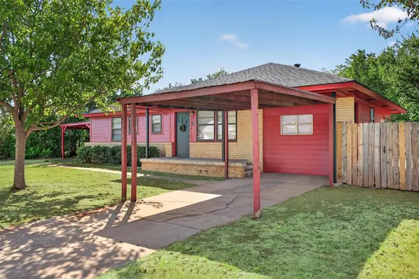 186 Helen Hocker ST, Elk City, OK 73644
