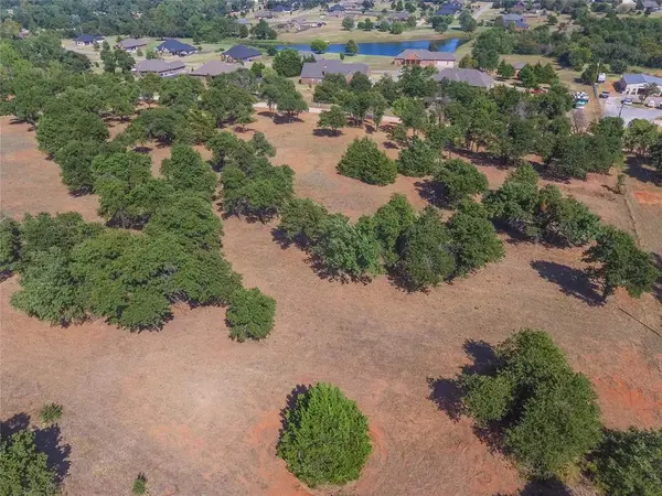 24 SW Harryman RD, Newcastle, OK 73065