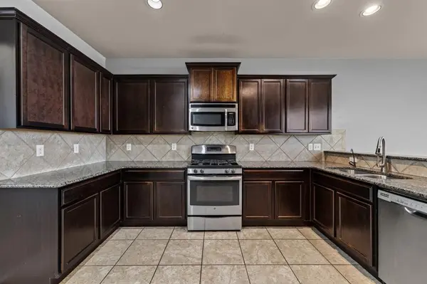 11309 NW 94th ST, Yukon, OK 73099