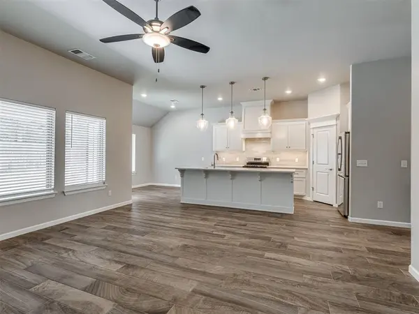 5209 White Gold AVE, Edmond, OK 73034