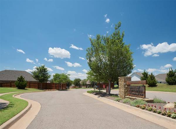 12724 NW 2nd ST, Yukon, OK 73099