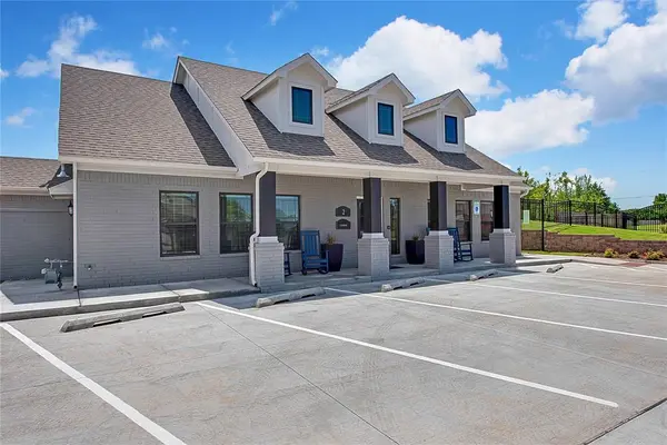 12724 NW 2nd ST, Yukon, OK 73099